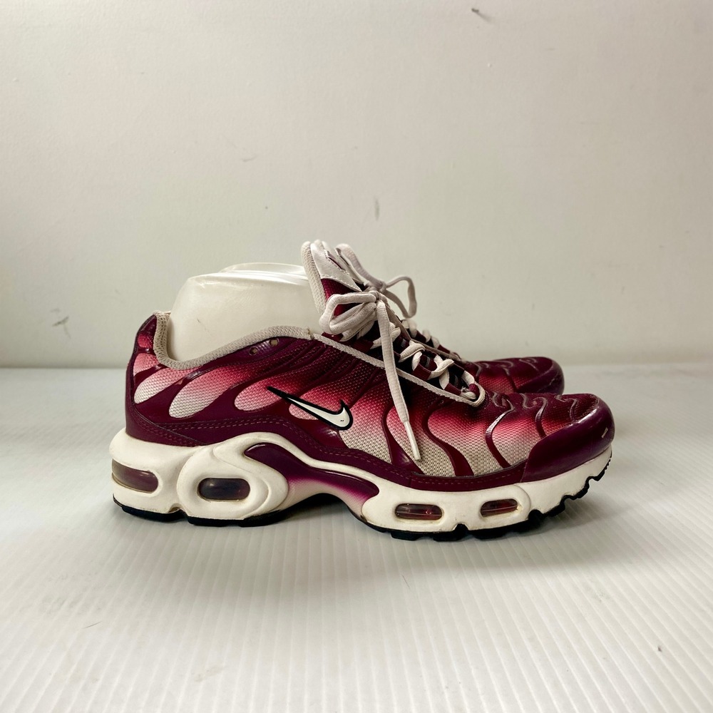Nike Air Max Plus GS Dark Beetroot Lace Up Low Top Running Sneakers Womens 8.5
